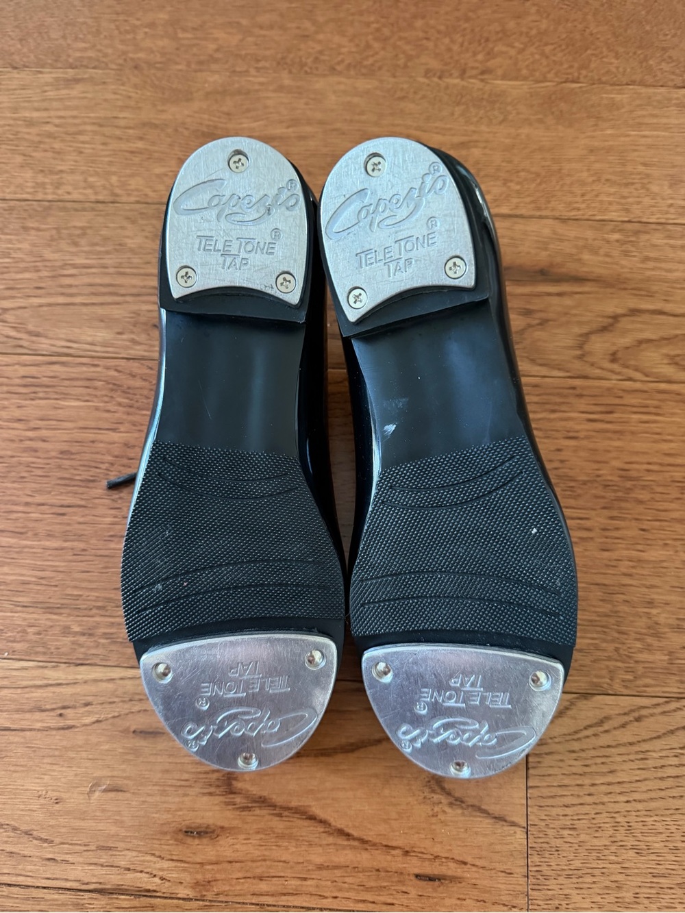 Capezio Black Patent Tap Shoes - Picture 2 of 3
